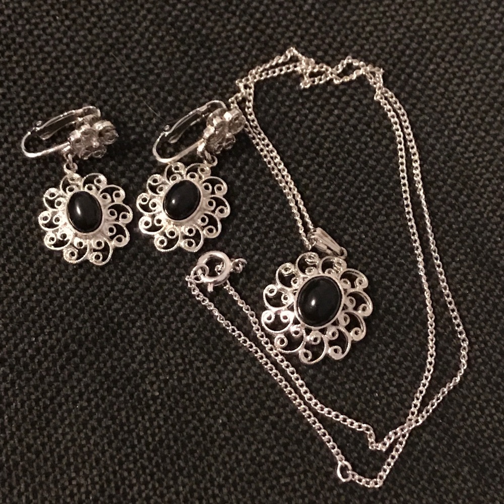 Vintage Amway Pin and Earring Set